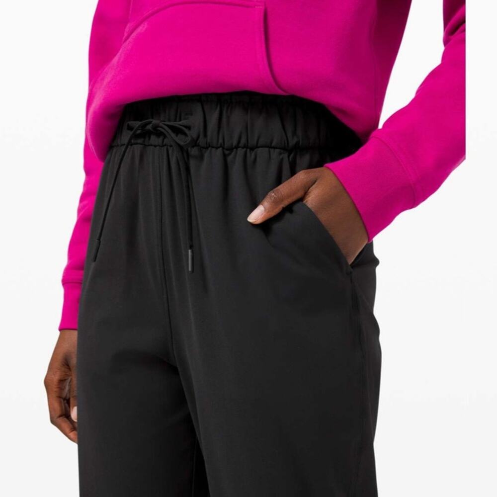 Lululemon Black Keep Moving Joggers - Picture 6 of 11